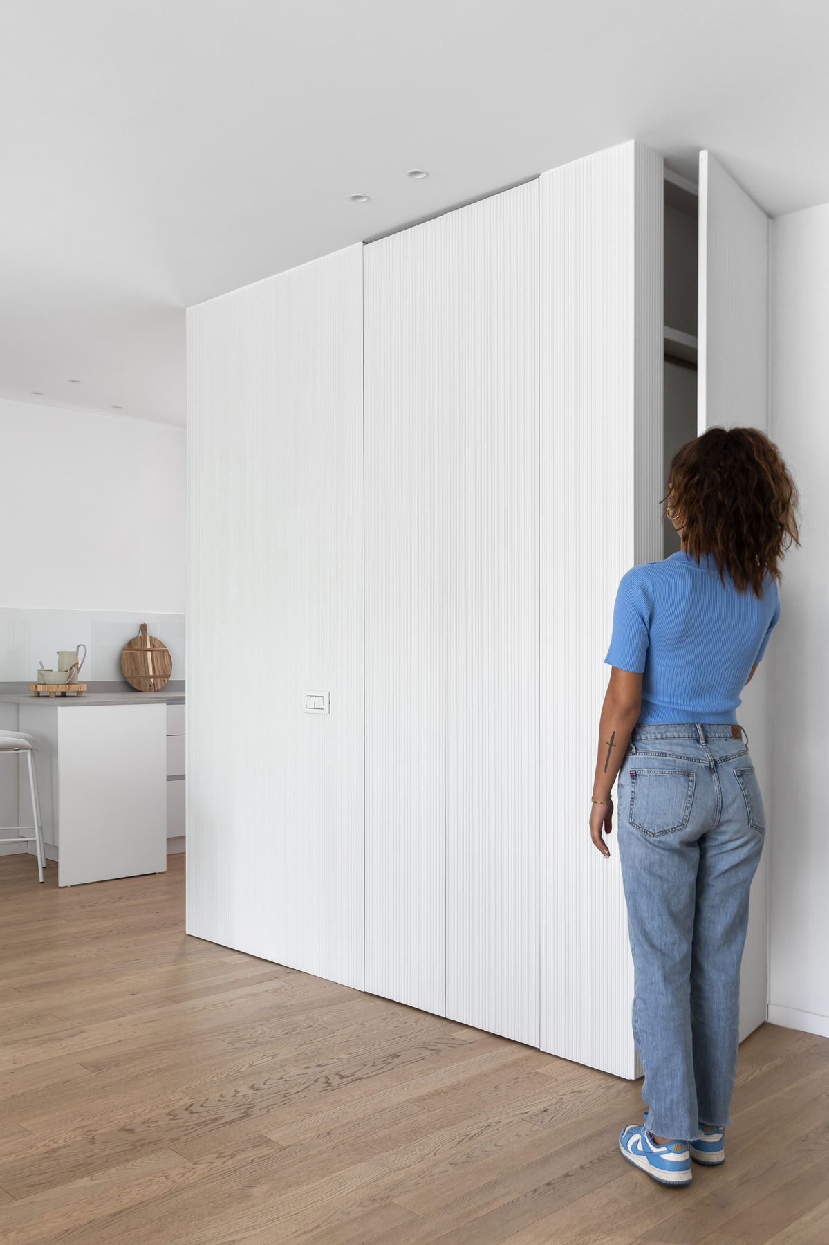 AT APARTMENT — צילום פנים 10