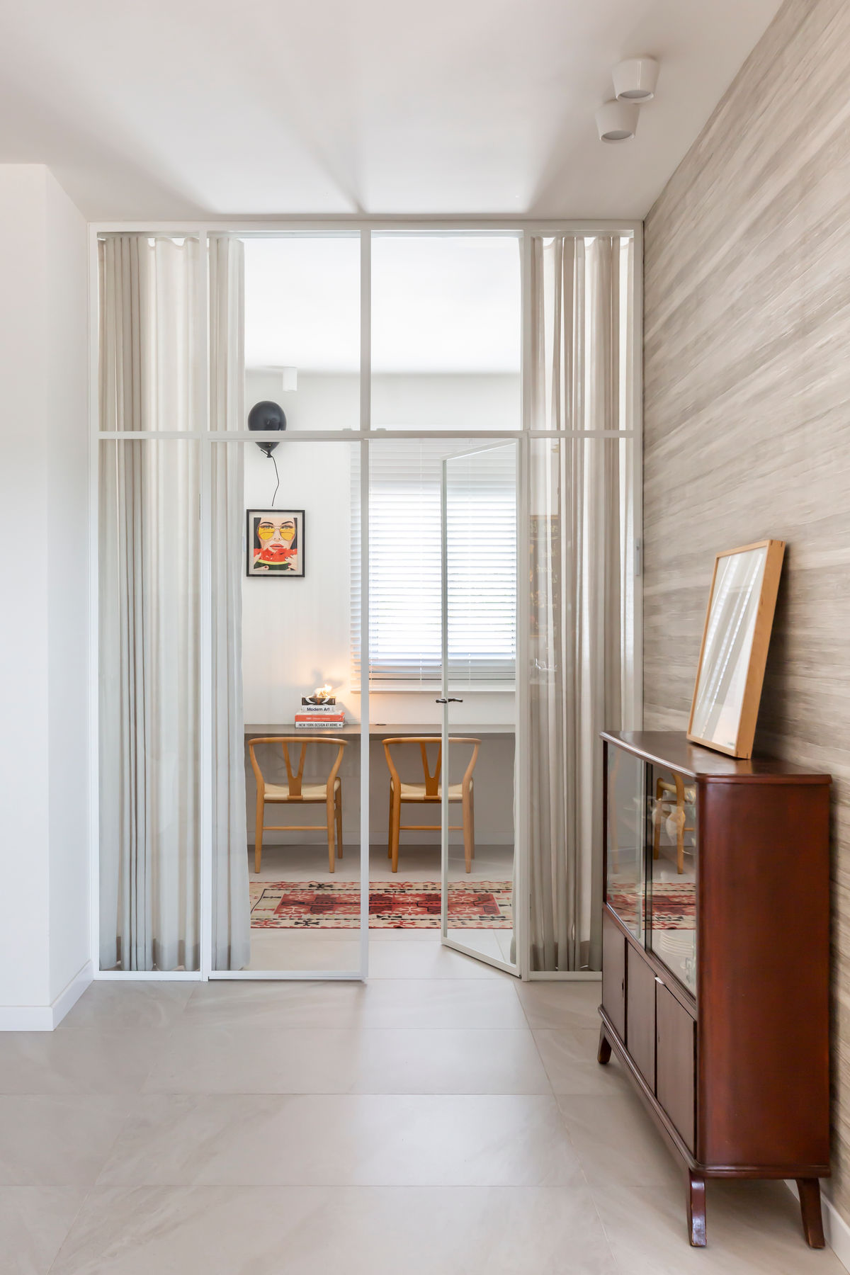 IZB MINI PENTHOUSE — צילום פנים 9