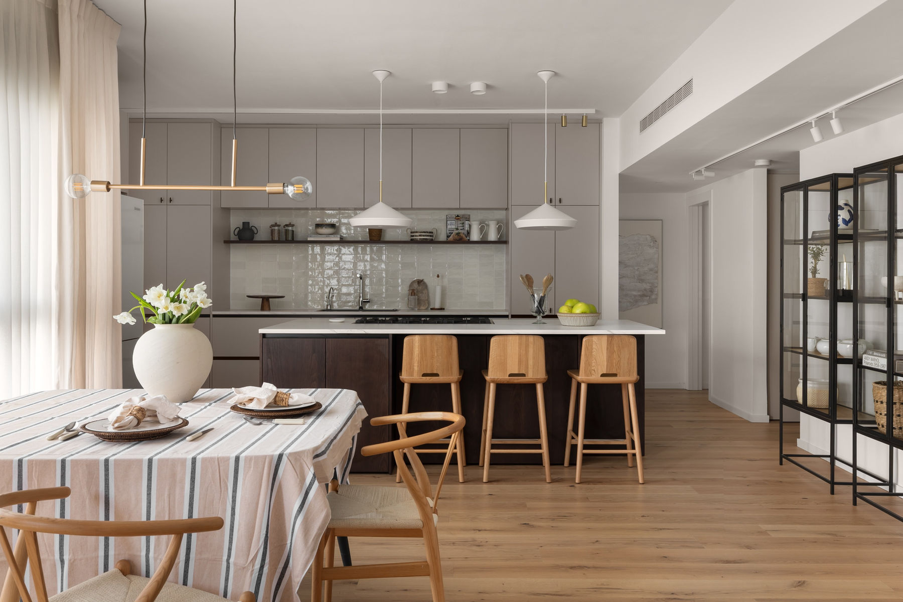 IK APARTMENT — תמונת שער של הפרויקט